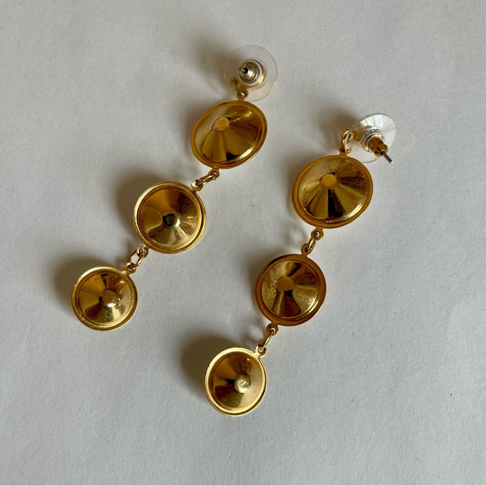 Vintage AB Cascading Rivoli Crystal And Goldtone Post Earrings - Picture 5 of 5